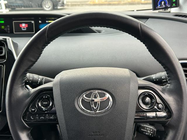 プリウス Ｓツーリングセレクション　ワンオーナー／禁煙／ユーザー買取／前後ドラレコ／ＥＴＣ／Ｒカメラ／ＧＰＳレーダー／ダウンサス／モデリスタフルエアロ／社外１９ＡＷ／セーフティセンス／社外セキュリティ（13枚目）