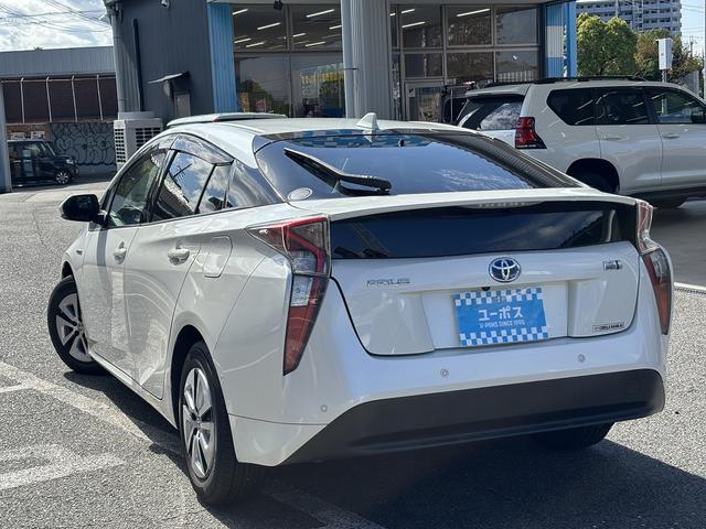 プリウス A ディーラーOPナビ/バックモニター/スマートキー/衝突軽減システム/レーンキーピング/レーダークルーズ/ETC/HUD/BSM/(17枚目)