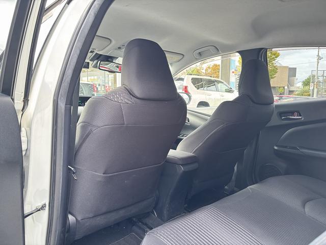 プリウス A ディーラーOPナビ/バックモニター/スマートキー/衝突軽減システム/レーンキーピング/レーダークルーズ/ETC/HUD/BSM/(36枚目)