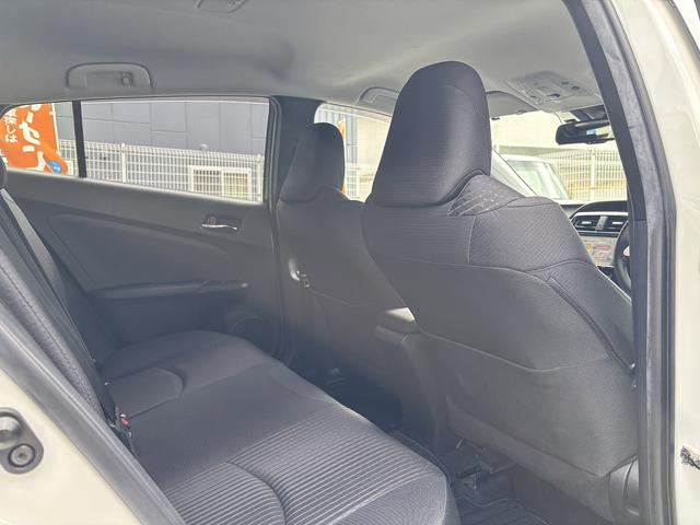 プリウス A ディーラーOPナビ/バックモニター/スマートキー/衝突軽減システム/レーンキーピング/レーダークルーズ/ETC/HUD/BSM/(38枚目)