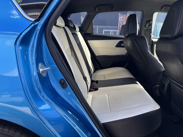 オーリス ハイブリッドGパッケージ ディーラーOPナビ/バックモニター//シートヒーター/白黒コンビシート/セーフティーセンス/スマートキー/ETC/(38枚目)