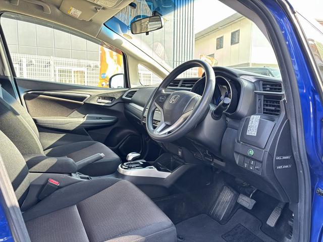 フィットハイブリッド Fパッケージ ワンオーナー/ディーラーOPナビ/バックモニター/電格ミラー/ETC/スマートキー2本/(31枚目)