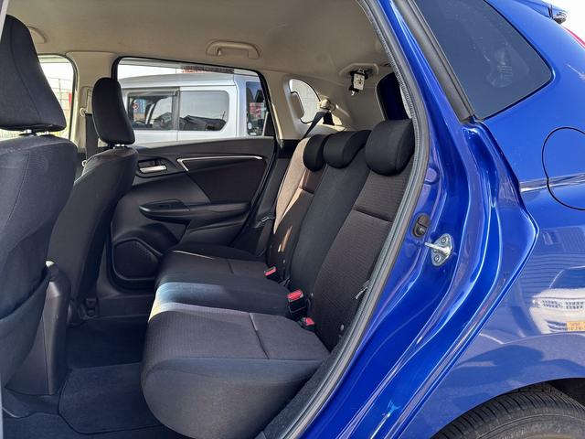 フィットハイブリッド Fパッケージ ワンオーナー/ディーラーOPナビ/バックモニター/電格ミラー/ETC/スマートキー2本/(36枚目)