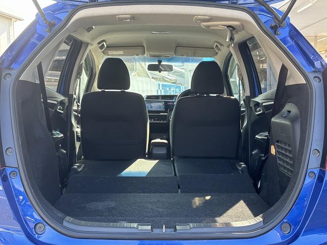 フィットハイブリッド Fパッケージ ワンオーナー/ディーラーOPナビ/バックモニター/電格ミラー/ETC/スマートキー2本/(42枚目)