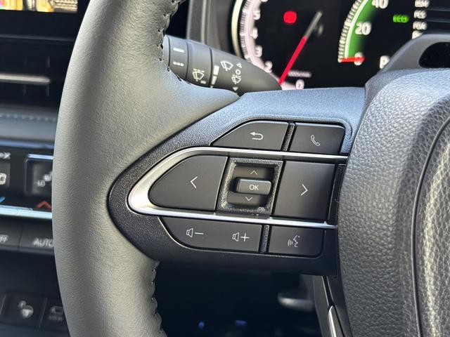 ヴォクシー Ｓ－Ｚ　ワンオーナー／１０．５インチディスプレイオーディオ／フリップダウンモニター／両側パワースライドドア／全周囲モニター／パワーバックドア／ユニバーサルステップ／レーダークルーズ／レーンキーピング／ＢＳＭ（24枚目）