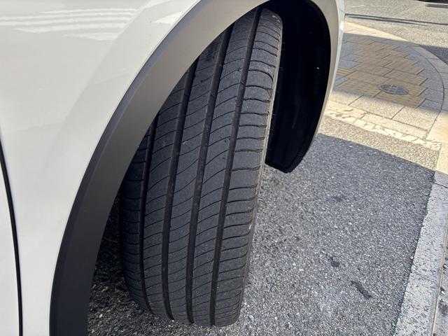 クラウンクロスオーバー ＲＳアドバンスド　１オーナー・禁煙車・ドライバーモニターカメラ・クルコン・Ｒカメラ・Ｆ席パワーシート・シートヒーターパワートランク・パドルシフト・電格ミラー・ＥＴＣ・スマートキー・純２１インチアルミ・純ＵＳＢ（67枚目）
