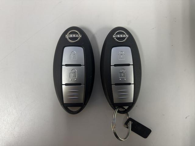 ノート X 1オーナー・禁煙車・プロパイロット・LEDヘッドランプ・Fドラレコ・ステアリングヒーター・デジタルインナーミラー・メーカーOPナビ・Rカメラ・全周囲モニター・シートヒーター・スマートキー・ETC(8枚目)