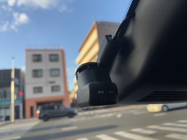 ノート X 1オーナー・禁煙車・プロパイロット・LEDヘッドランプ・Fドラレコ・ステアリングヒーター・デジタルインナーミラー・メーカーOPナビ・Rカメラ・全周囲モニター・シートヒーター・スマートキー・ETC(14枚目)