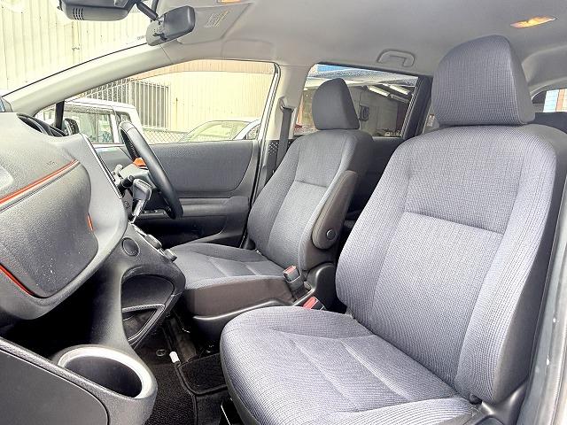 シエンタ ハイブリッドＧ　純正ＳＤナビ（ＮＳＺＴ－Ｗ６６Ｔ）・バックカメラ・ワンオーナー・両面パワースライドドア・スマートキー・ＥＴＣ・衝突軽減システム・ドライブレコーダー・パワーウィンドウ・パワーステアリング・（13枚目）