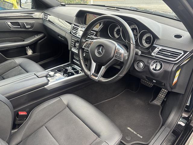 Ｅクラスステーションワゴン Ｅ２２０ブルーテック　ステーションワゴン　アバンＧ　メーカーＯＰナビ・バックカメラ・前席パワーシート・ルーフレール・シートヒーター・パワーバックドア・スマートキー２本・レーンキーピング・衝突軽減システム・ＢＳＭ・ＬＥＤヘッドライト・クリアランスソナー（11枚目）