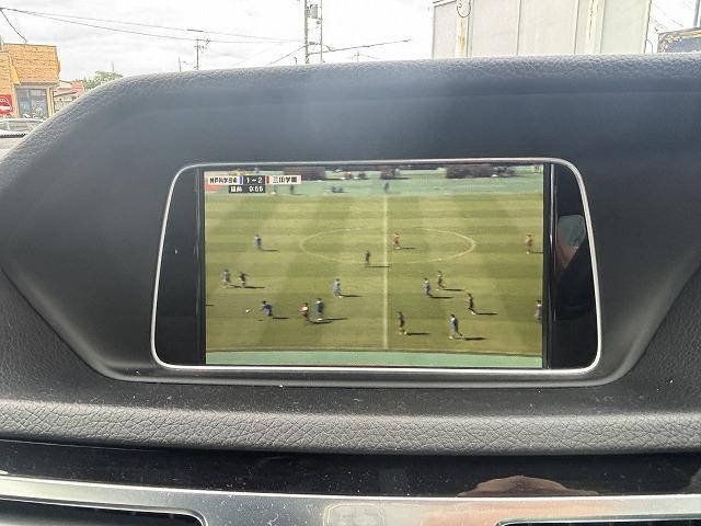 Ｅクラスステーションワゴン Ｅ２２０ブルーテック　ステーションワゴン　アバンＧ　メーカーＯＰナビ・バックカメラ・前席パワーシート・ルーフレール・シートヒーター・パワーバックドア・スマートキー２本・レーンキーピング・衝突軽減システム・ＢＳＭ・ＬＥＤヘッドライト・クリアランスソナー（18枚目）