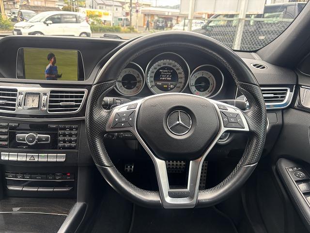 Ｅクラスステーションワゴン Ｅ２２０ブルーテック　ステーションワゴン　アバンＧ　メーカーＯＰナビ・バックカメラ・前席パワーシート・ルーフレール・シートヒーター・パワーバックドア・スマートキー２本・レーンキーピング・衝突軽減システム・ＢＳＭ・ＬＥＤヘッドライト・クリアランスソナー（21枚目）