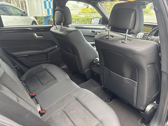 Ｅクラスステーションワゴン Ｅ２２０ブルーテック　ステーションワゴン　アバンＧ　メーカーＯＰナビ・バックカメラ・前席パワーシート・ルーフレール・シートヒーター・パワーバックドア・スマートキー２本・レーンキーピング・衝突軽減システム・ＢＳＭ・ＬＥＤヘッドライト・クリアランスソナー（23枚目）