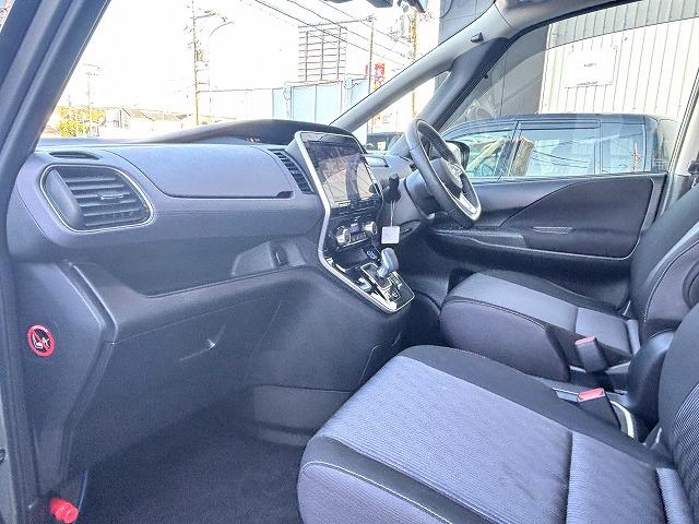 保証にご加入頂きますと３６５日２４時間緊急ロードサービス付きです！お出かけ先の急なトラブルにも安心です。