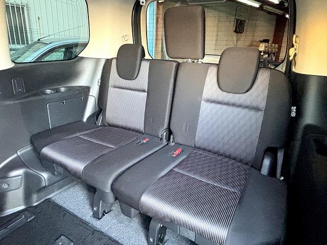 国道１７０号線沿いの「陸運事務所南」交差点の角地にあります！チェッカーフラッグ柄の建物が目印です♪