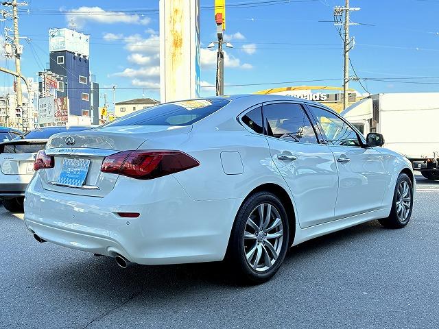 フーガ ２５０ＧＴ　メーカーＯＰナビ・ＬＥＤヘッドライト・コーナーセンサー・禁煙車・革シート・全周囲モニター・Ｆ席シート・エアーシート・シートヒーター・レーダークルーズ・ＥＴＣ（5枚目）