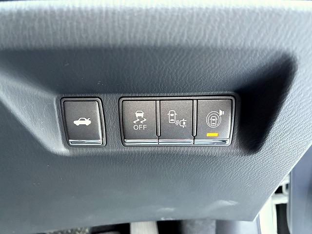 フーガ ２５０ＧＴ　メーカーＯＰナビ・ＬＥＤヘッドライト・コーナーセンサー・禁煙車・革シート・全周囲モニター・Ｆ席シート・エアーシート・シートヒーター・レーダークルーズ・ＥＴＣ（29枚目）