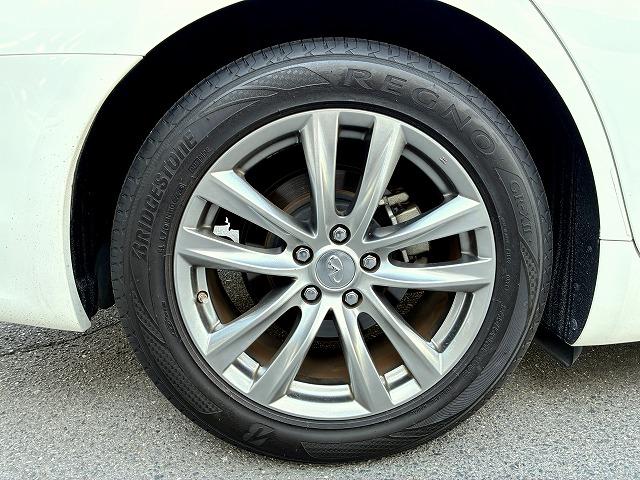 フーガ ２５０ＧＴ　メーカーＯＰナビ・ＬＥＤヘッドライト・コーナーセンサー・禁煙車・革シート・全周囲モニター・Ｆ席シート・エアーシート・シートヒーター・レーダークルーズ・ＥＴＣ（50枚目）