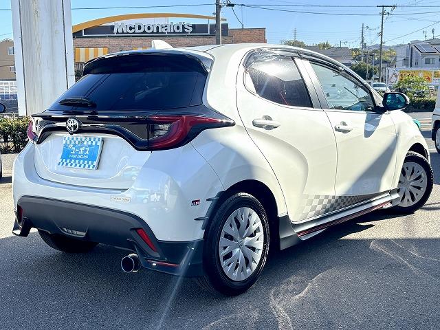 ヤリス Ｚ　ワンオーナー・スマートキー２本・ＤＡ（ナビ・ＴＶ）・ＧＲスポーツエアロ・運転席のみＢＲＩＤＥシート・外マフラ－・ＵＳＢ純・レーンキーピング・レーダークルーズ・ＥＴＣ２．０・Ｒカメラ（5枚目）