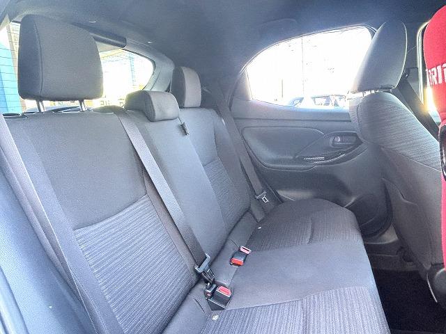 ヤリス Ｚ　ワンオーナー・スマートキー２本・ＤＡ（ナビ・ＴＶ）・ＧＲスポーツエアロ・運転席のみＢＲＩＤＥシート・外マフラ－・ＵＳＢ純・レーンキーピング・レーダークルーズ・ＥＴＣ２．０・Ｒカメラ（16枚目）