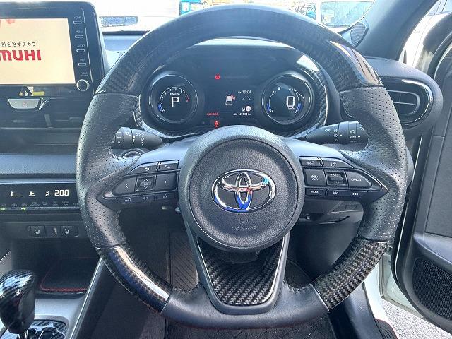 ヤリス Ｚ　ワンオーナー・スマートキー２本・ＤＡ（ナビ・ＴＶ）・ＧＲスポーツエアロ・運転席のみＢＲＩＤＥシート・外マフラ－・ＵＳＢ純・レーンキーピング・レーダークルーズ・ＥＴＣ２．０・Ｒカメラ（18枚目）