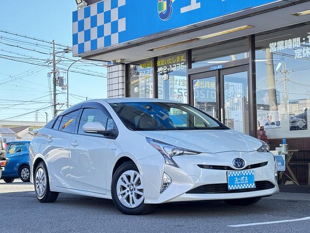 プリウス Sセーフティプラス 純正SDナビ(NSZT-W66T)・バックカメラ・ドライブレコーダー・ヘッドアップディスプレイ・スマートキー2本・ETC・衝突軽減システム・レーダークルーズ・純正アルミホイール・フォグランプ・(8枚目)