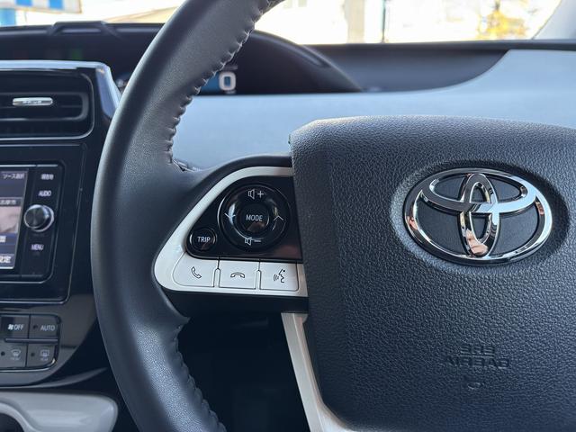 プリウス Sセーフティプラス 純正SDナビ(NSZT-W66T)・バックカメラ・ドライブレコーダー・ヘッドアップディスプレイ・スマートキー2本・ETC・衝突軽減システム・レーダークルーズ・純正アルミホイール・フォグランプ・(24枚目)