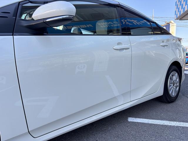 プリウス Sセーフティプラス 純正SDナビ(NSZT-W66T)・バックカメラ・ドライブレコーダー・ヘッドアップディスプレイ・スマートキー2本・ETC・衝突軽減システム・レーダークルーズ・純正アルミホイール・フォグランプ・(34枚目)