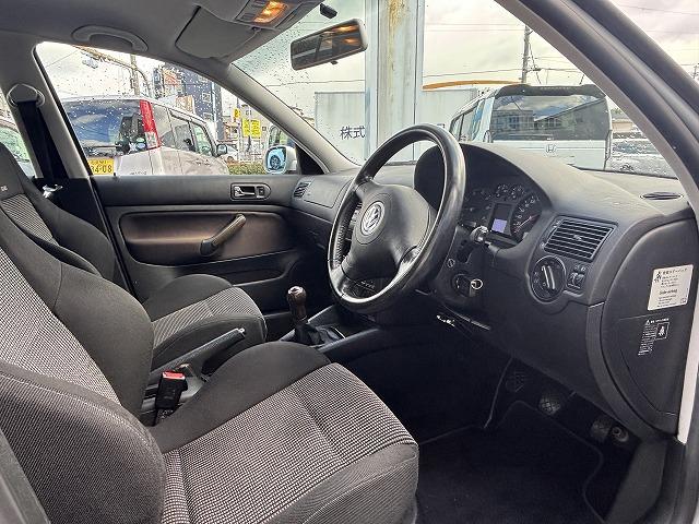 ゴルフ ＧＴＩ　期間限定販売・ユーザー買取・ＥＴＣ・純正レカロシート・パワーステアリング・パワーウィンドウ（11枚目）