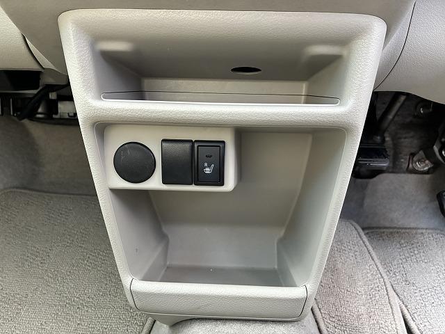 アルトラパン Ｘ　ドライブレコーダー・シートヒーター・衝突軽減システム・純正アルミホイール・スマートキー・パワーウィンドウ・パワーステアリング・（18枚目）