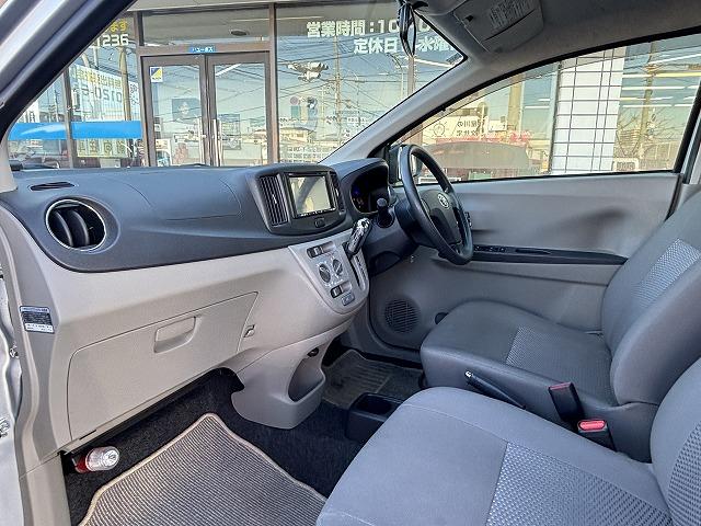 ピクシスエポック Ｘ　ＳＡ　社外ナビ（ＴＺ－ＮＡＶ０２）・アイドリングストップ・衝突軽減システム・スマートアシスト・取扱説明書有・社外ＣＤオーディオ・キーレスエントリー・ワンセグＴＶ・パワーステアリング・パワーウィンドウ・（12枚目）