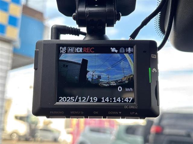 �y���M�̈��z���Ђł͍���̃v���������A�����������Ȍ�����Ɋ�Â����ԗ��݂̂��d����Ă���܂��B���̒����猵�I�����ԗ��݂̂�̔����Ă���܂��B