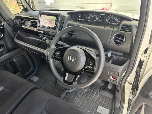 Ｎ－ＢＯＸカスタム Ｌ　ギャザーズメモリーナビＴＶ　Ｒカメラ　Ｐセンサー　レーダーブレーキ　ＡＣＣ　レーンキープアシスト　車線逸脱警報　Ｐスライド　シートヒーター　Ｒ席サンシェード／シートバックテーブル　ＬＥＤＨライト（20枚目）