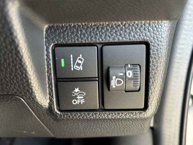 Ｎ－ＢＯＸカスタム Ｌ　ギャザーズメモリーナビＴＶ　Ｒカメラ　Ｐセンサー　レーダーブレーキ　ＡＣＣ　レーンキープアシスト　車線逸脱警報　Ｐスライド　シートヒーター　Ｒ席サンシェード／シートバックテーブル　ＬＥＤＨライト（34枚目）