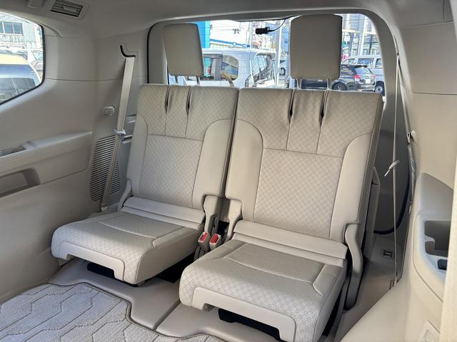 ランドクルーザー ＺＸ　モデリスタエアロ／２１ＡＷ　１２．３インチディスプレイナビ　　パノラミックビュ－モニタ－　Ｒエンタ－テイメント　Ｍ’ｓスピ－ドマフラ－　ベ－ジュレザ－　ベンチレ－ション／シ－トヒ－タ－　クールＢＯＸ（18枚目）