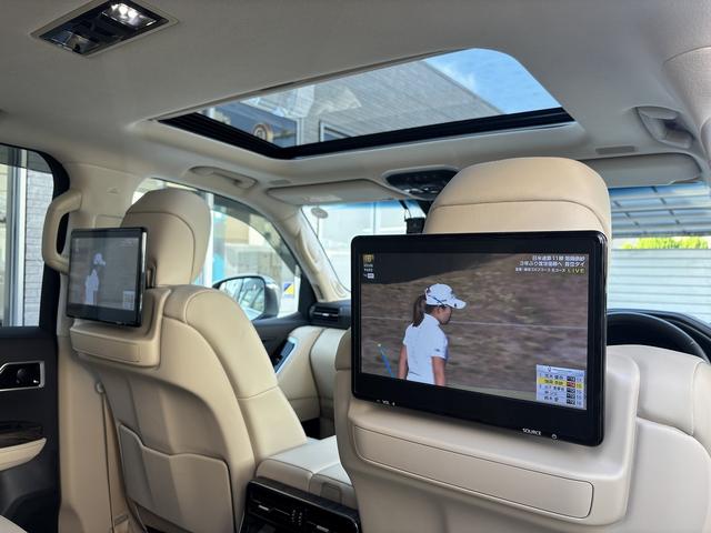 ランドクルーザー ＺＸ　モデリスタエアロ／２１ＡＷ　１２．３インチディスプレイナビ　　パノラミックビュ－モニタ－　Ｒエンタ－テイメント　Ｍ’ｓスピ－ドマフラ－　ベ－ジュレザ－　ベンチレ－ション／シ－トヒ－タ－　クールＢＯＸ（43枚目）