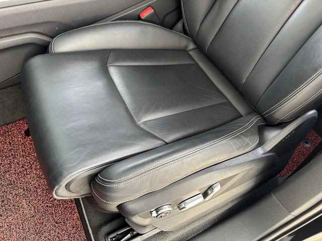 Ｑ７ ２．０ＴＦＳＩクワトロ　Ｓラインパッケージ　ＭＭＩナビＴＶ　Ｆ／Ｓ／Ｒカメラ　アウディプレセンス　ＡＣＣ　外２２ＡＷ　レーンアシスト　外Ｒモニタ－　バ－チャルコクピット　ＥＴＣ　マトリクスＬＥＤＨライト　Ｐゲート　７シータ－ＰＫＧ　ル－フレ－ル（22枚目）