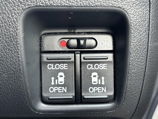 Ｎ－ＢＯＸカスタム Ｇ　ＳＳパッケージ　外メモリ－ナビＴＶ（ＭＤＶ－Ｄ４０３）　Ｒカメラ　シティブレ－キ　両側パワ－スライドドア　Ｒ席スライド／シ－トバックテーブル　ＨＩＤ　ＥＴＣ　Ａリトラミラ－　外ドラレコ　プッシュスタート　スマ－トキ－（36枚目）