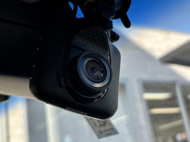 Ｎ－ＢＯＸカスタム Ｇ　ＳＳパッケージ　外メモリ－ナビＴＶ（ＭＤＶ－Ｄ４０３）　Ｒカメラ　シティブレ－キ　両側パワ－スライドドア　Ｒ席スライド／シ－トバックテーブル　ＨＩＤ　ＥＴＣ　Ａリトラミラ－　外ドラレコ　プッシュスタート　スマ－トキ－（40枚目）