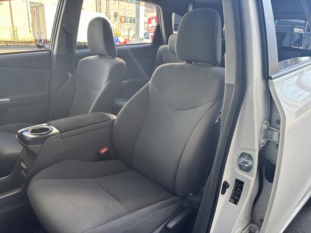 プリウスアルファ Ｓ　外８インチＨＤＤナビＴＶ　Ｒカメラ　ＨＩＤ　ＥＴＣ　プッシュスタート　スマートキー２ケ（14枚目）