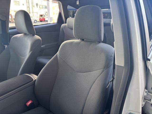 プリウスアルファ Ｓ　外８インチＨＤＤナビＴＶ　Ｒカメラ　ＨＩＤ　ＥＴＣ　プッシュスタート　スマートキー２ケ（21枚目）