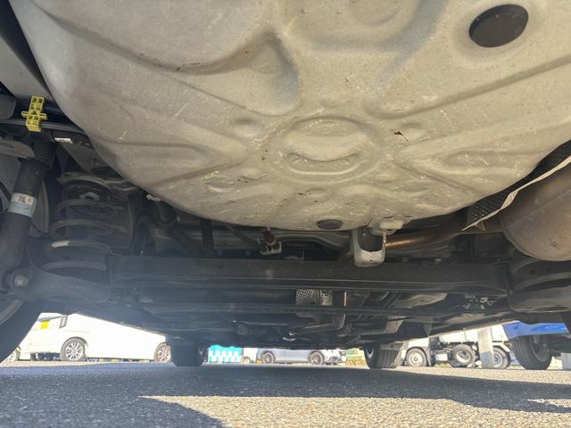 プリウスアルファ Ｓ　外８インチＨＤＤナビＴＶ　Ｒカメラ　ＨＩＤ　ＥＴＣ　プッシュスタート　スマートキー２ケ（47枚目）