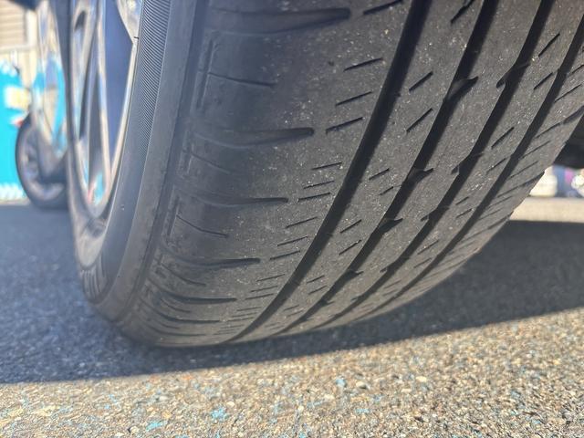 プリウスアルファ Ｓ　外８インチＨＤＤナビＴＶ　Ｒカメラ　ＨＩＤ　ＥＴＣ　プッシュスタート　スマートキー２ケ（54枚目）