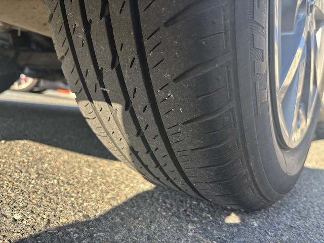 プリウスアルファ Ｓ　外８インチＨＤＤナビＴＶ　Ｒカメラ　ＨＩＤ　ＥＴＣ　プッシュスタート　スマートキー２ケ（55枚目）