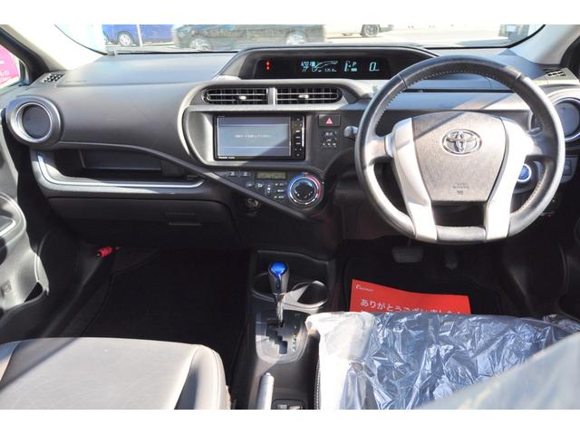 アクア Ｇブラックソフトレザーセレクション　外ＳＤナビＴＶ　Ｒカメラ　ＬＥＤＨライト　Ｈライトウォッシャー　シートヒーター　ＥＴＣ　前後ＴＺドラレコ　プッシュスタート　スマートキー（12枚目）