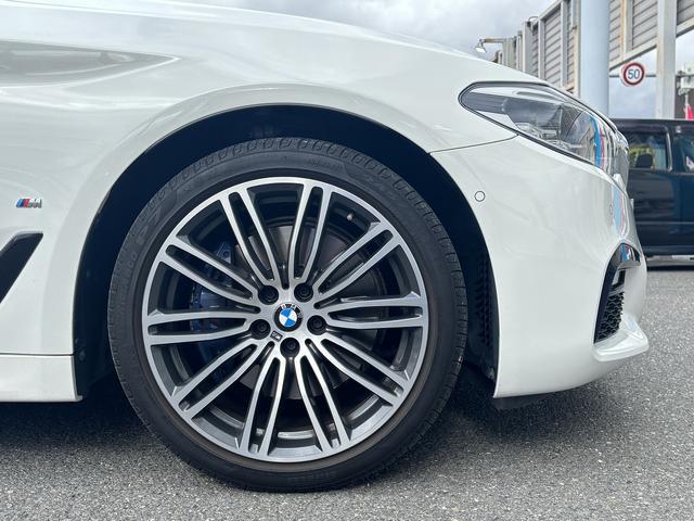 ５シリーズ ５３０ｅ　Ｍスポーツアイパフォーマンス　純正ナビ　３６０度カメラ　インテリジェントセーフティ　Ｐセンサー　Ｐアシスト　レーダーブレーキ　ＡＣＣ　レーンキープ　ＢＳＭ　ＨＵＤ　黒革　シートヒーター　ＬＥＤＨライト　Ａハイビ－ム　前後外ドラレコ（44枚目）