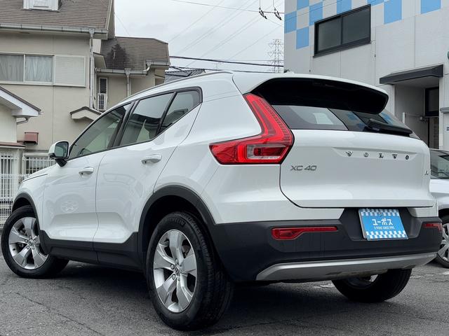 ＸＣ４０ Ｂ４　モメンタム　バーサティリティＰＫＧ・クライメートＰＫＧ・ハンドルヒーター・パワーバックドア・前後ドラレコ・ＢＳＭ・Ｒカメラ・全周囲モニター・ルーフレール・シートヒーター・スマートキー・ＥＴＣ・フォグランプ（9枚目）