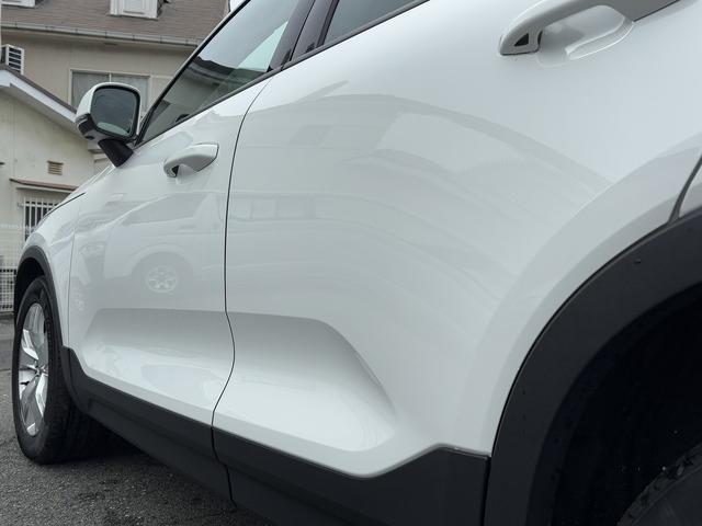 ＸＣ４０ Ｂ４　モメンタム　バーサティリティＰＫＧ・クライメートＰＫＧ・ハンドルヒーター・パワーバックドア・前後ドラレコ・ＢＳＭ・Ｒカメラ・全周囲モニター・ルーフレール・シートヒーター・スマートキー・ＥＴＣ・フォグランプ（18枚目）