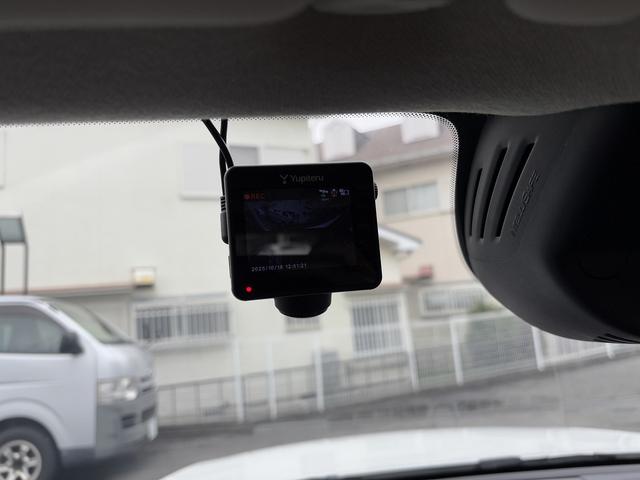 ＸＣ４０ Ｂ４　モメンタム　バーサティリティＰＫＧ・クライメートＰＫＧ・ハンドルヒーター・パワーバックドア・前後ドラレコ・ＢＳＭ・Ｒカメラ・全周囲モニター・ルーフレール・シートヒーター・スマートキー・ＥＴＣ・フォグランプ（44枚目）