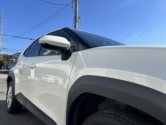 ヤリスクロス ハイブリッドＧ　１オーナー・禁煙車・全周囲モニター・Ｒカメラ・ＬＥＤヘッドライト・セーフティセンス・前後ドラレコ・純正ディスプレイオーディオ・純正１６インチアルミホイル・スマートキー×２（15枚目）